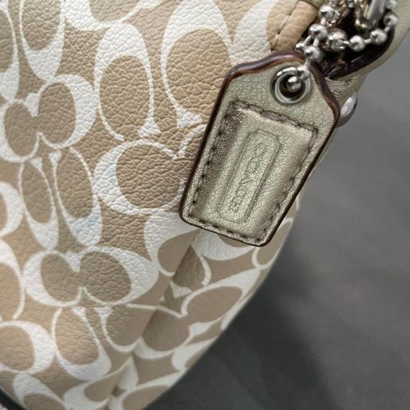 COACH signature handbag. Detachable handle .Reduced! EUC - Picture 2 of 5